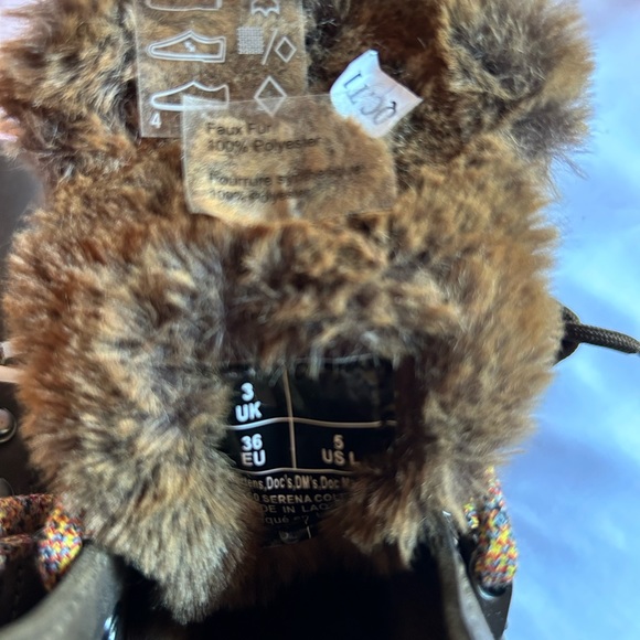 Doc Martens Serena 1460 Wyoming faux fur lined cuff boot. Women’s size 5 - Picture 6 of 9